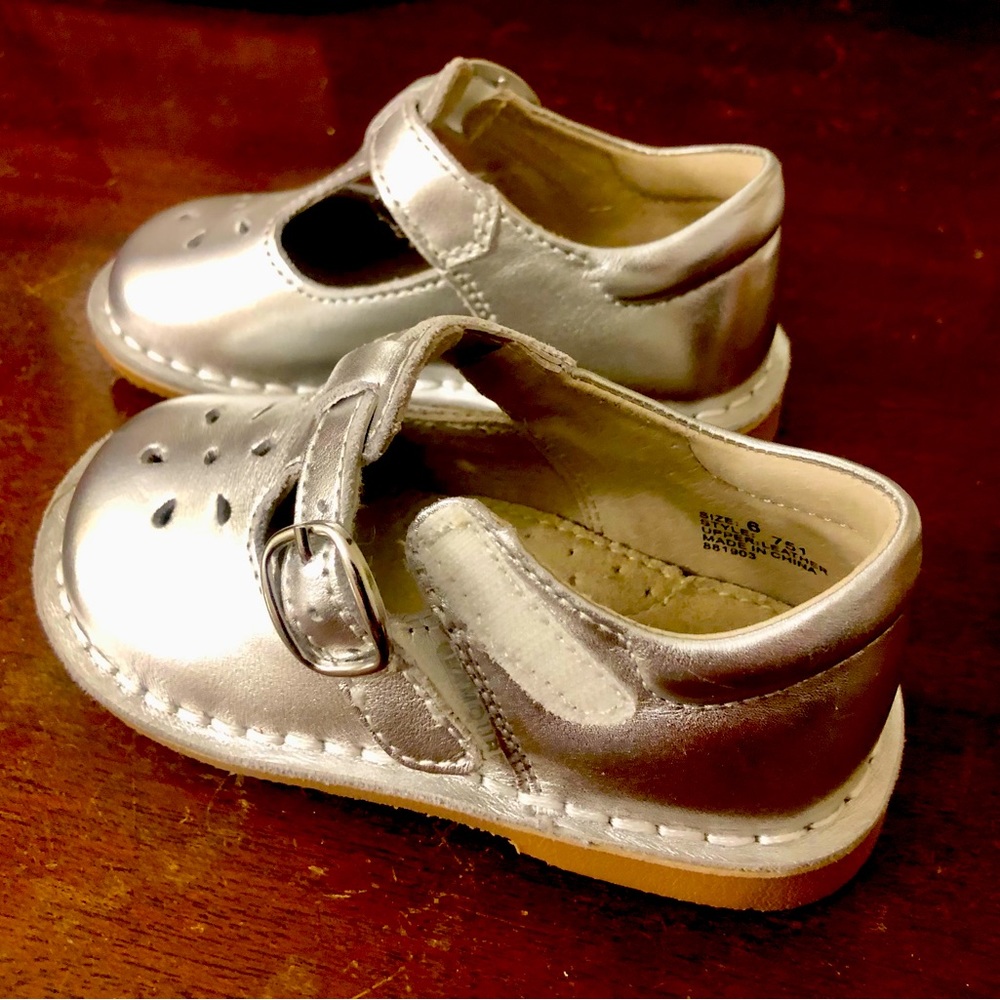 Silver, L’Amour Mary Janes. NWOT. Never worn.